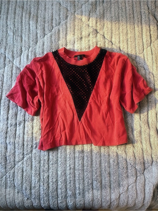 Forever 21 Tops - Forever 21 Red Crop Top with Black Lace V-Panel